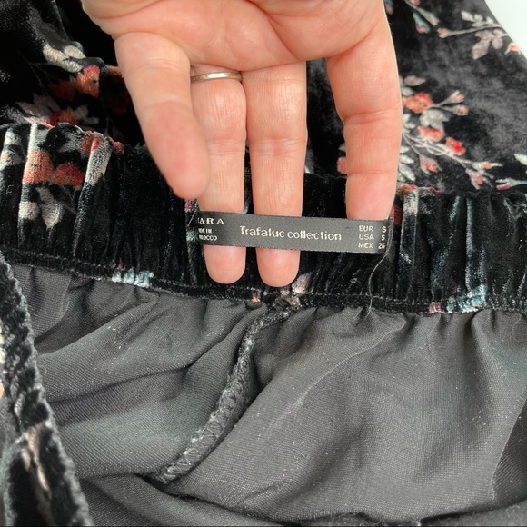 Zara Floral Velvet Black Pull On Trouser Pants Small - Picture 9 of 12